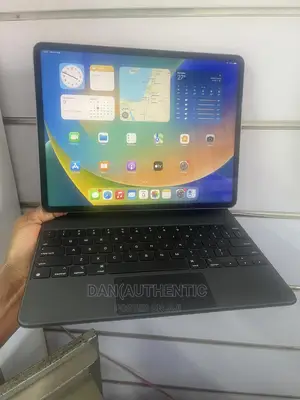 Apple iPad Pro 12.9 (2021) 128 GB Gray