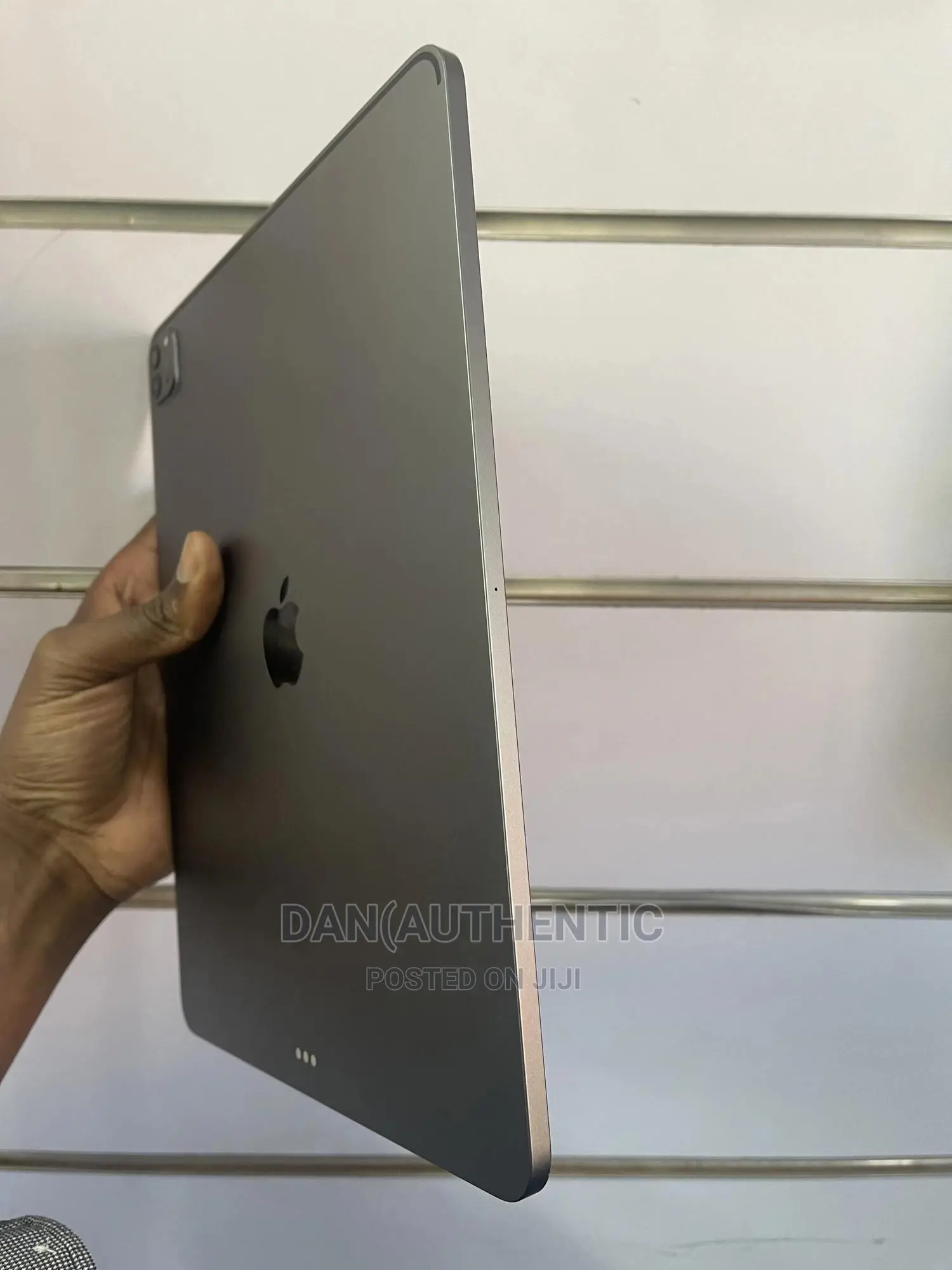 Apple iPad Pro 12.9 (2021) 128 GB Gray