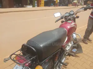 Bajaj Boxer 100 2022 Red