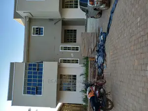 Furnished 5bdrm Duplex in Kira for sale