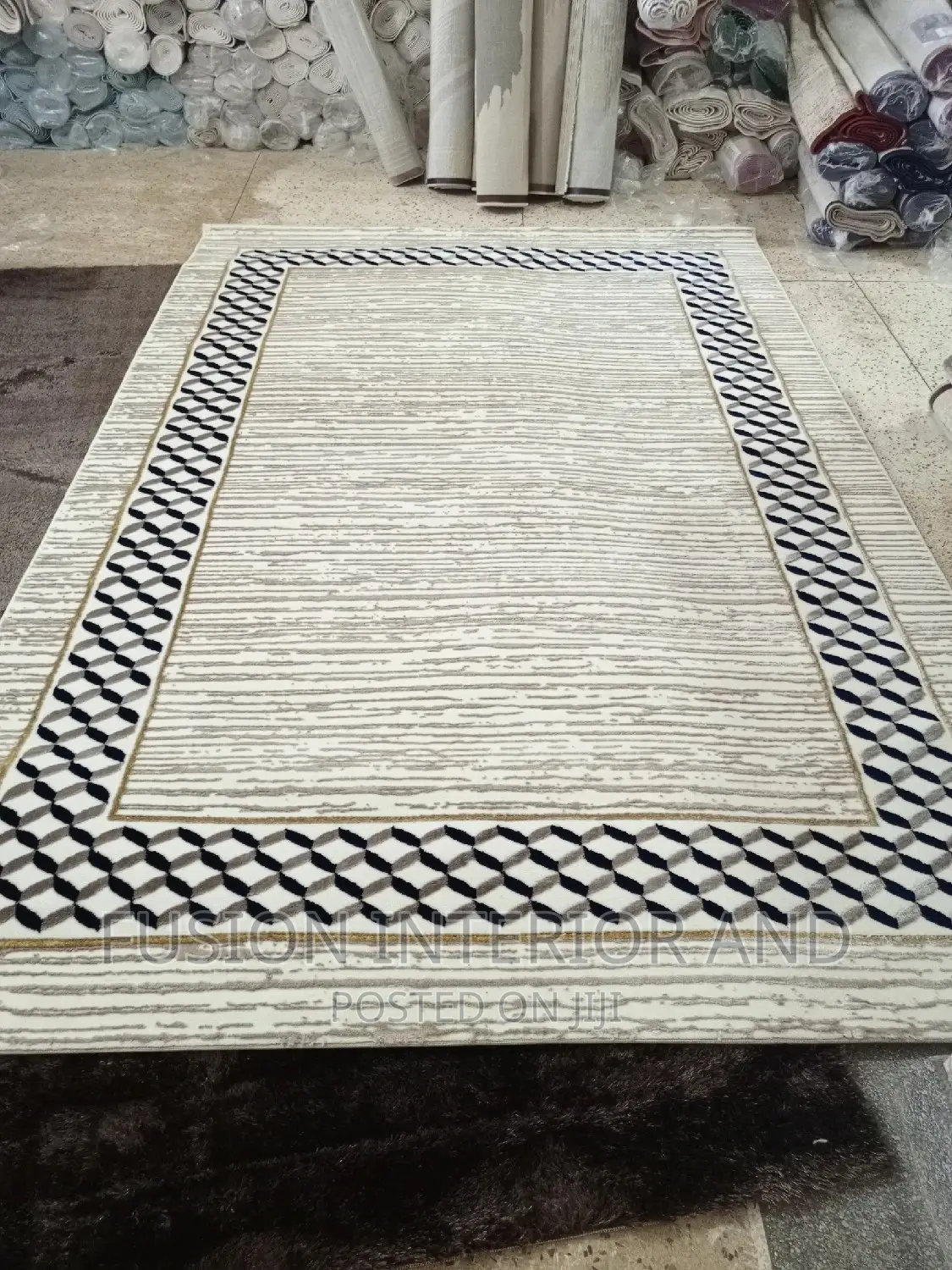 Center Carpets
