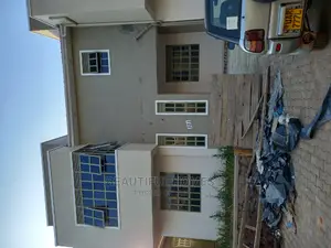 Furnished 5bdrm House in Kira for sale