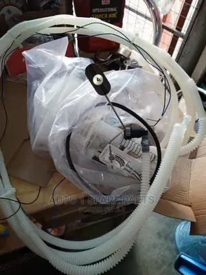 Fuel Pump W164. ML350 Formatic