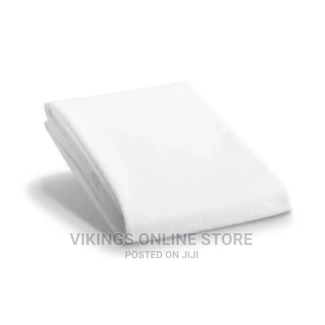 Elegant Fitted Waterproof Mattress Protector