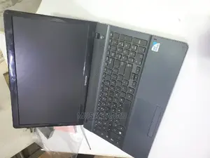 Laptop Samsung NP200B4A 4GB Intel Pentium HDD 500GB