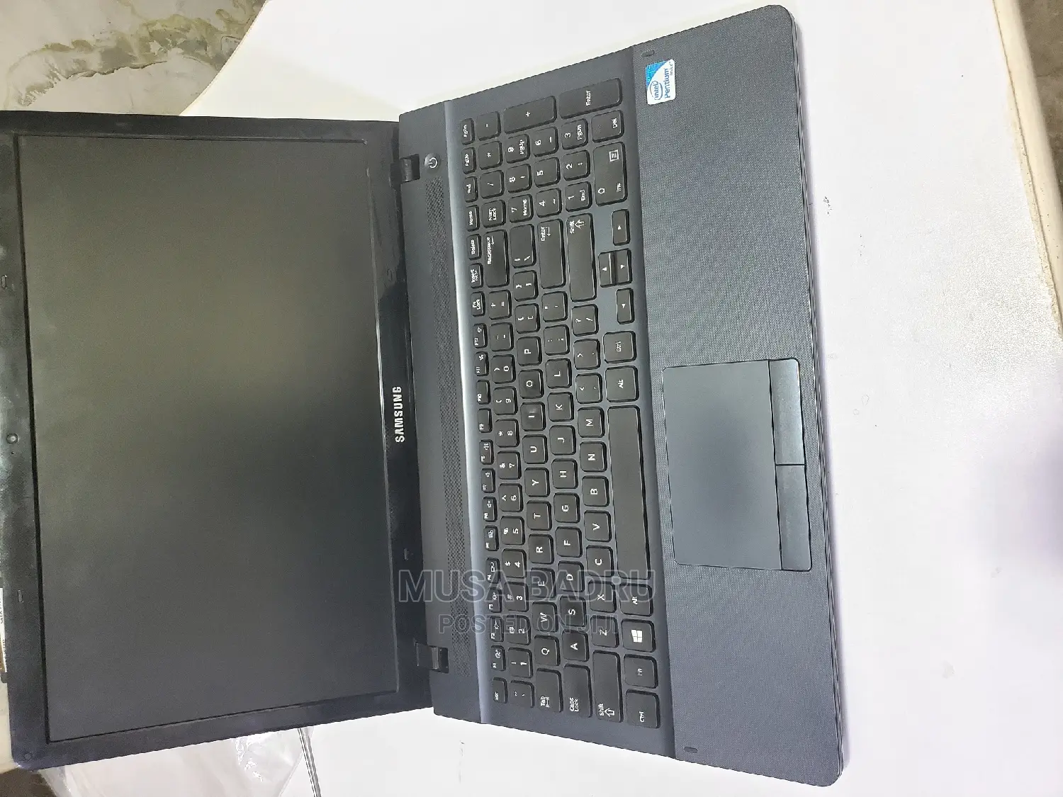 Laptop Samsung NP200B4A 4GB Intel Pentium HDD 500GB