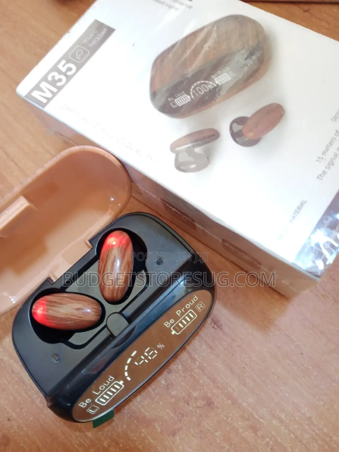 Earphones Wood Grain