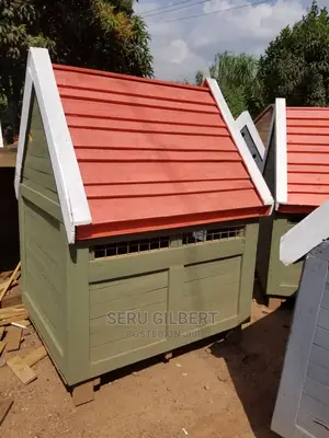 G Dog House