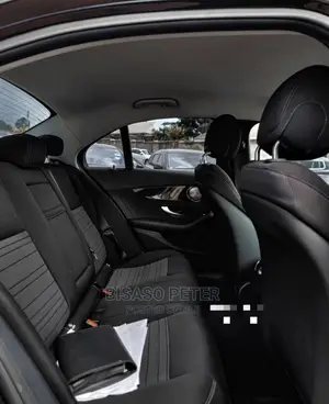 Mercedes-Benz C180 2014 Silver