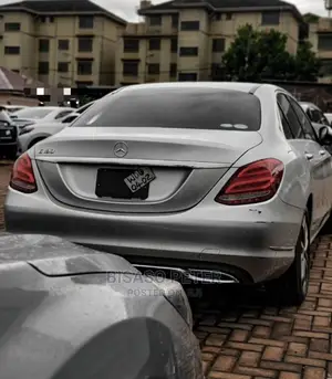 Mercedes-Benz C180 2014 Silver