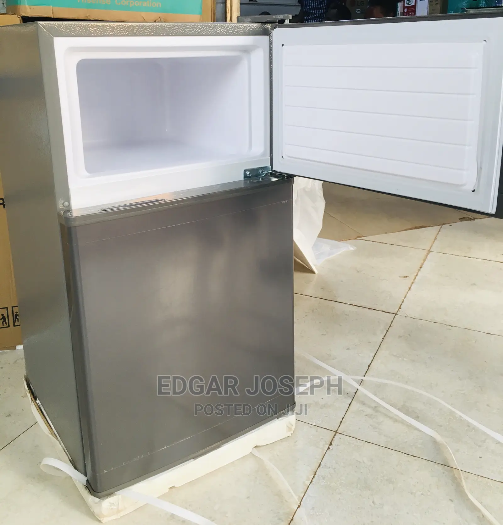120L Refrigerator Double Door Hisense
