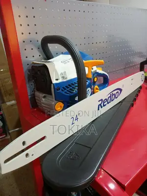 Redbo Chainsaw 24 Inch