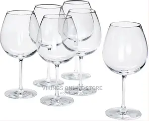 6 Pieces of Big Wine Glasses – Colorless