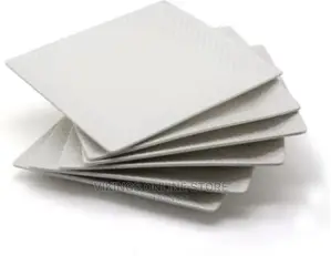 6 Pieces of Square Checked Plates -White