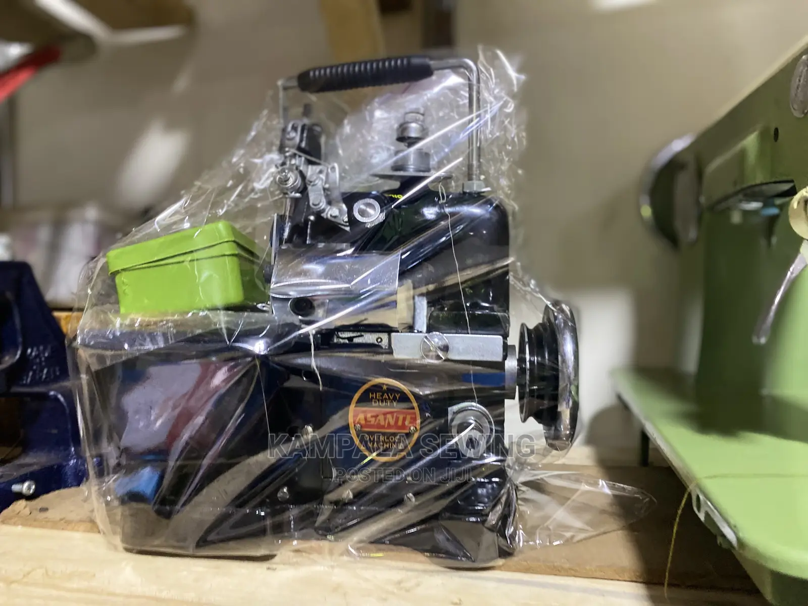 New Domestic Overlock Sewing Machine