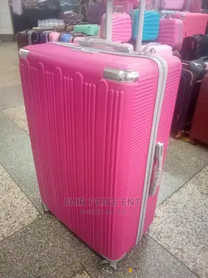Executive Plastic Suitcase.Extra Large.( Pink)