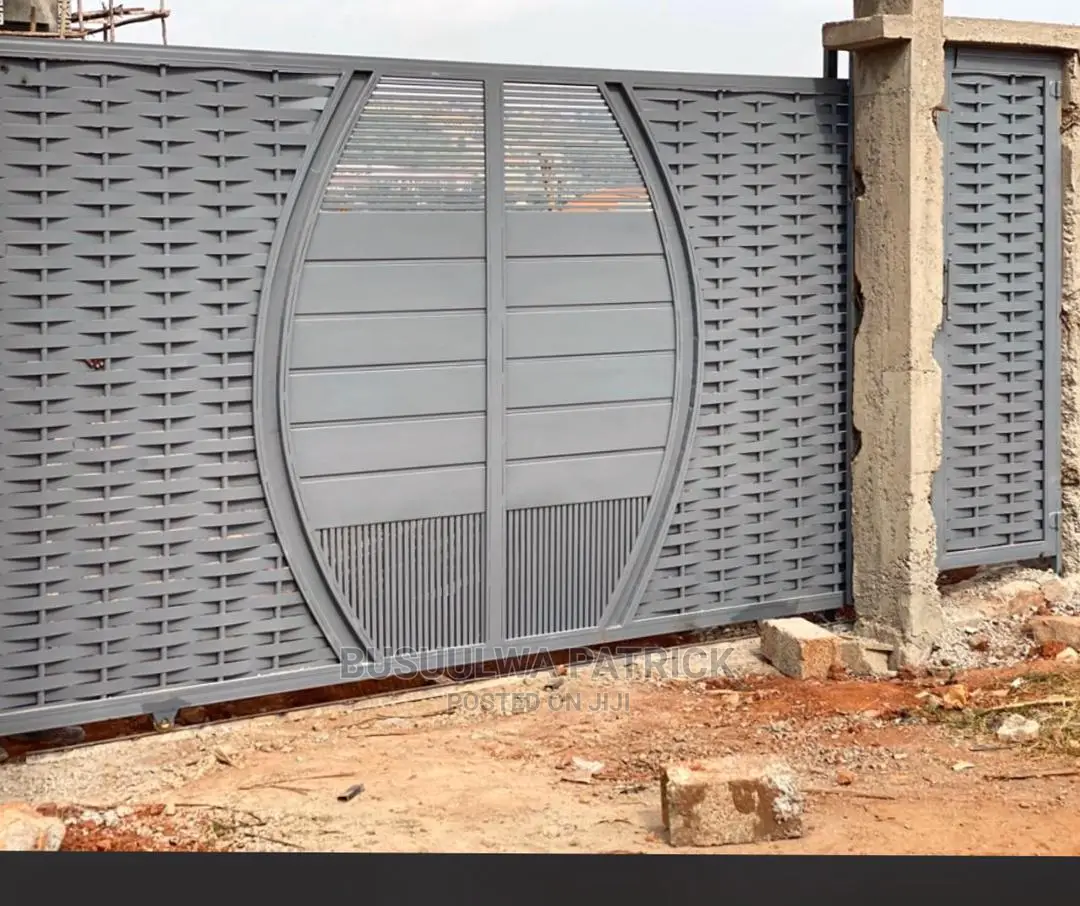 Sliding Gate With a Small Door