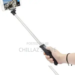 Tripod Bluetooth Selfie Stick.