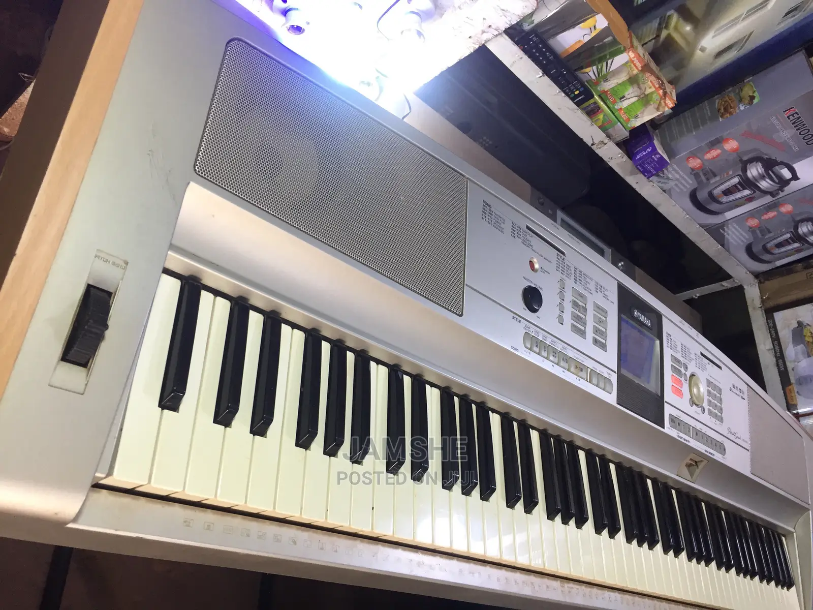 Yamaha Portable Grand Weighted Keys Piano