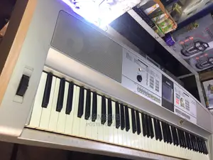Yamaha Portable Grand Weighted Keys Piano