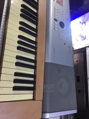 Yamaha Portable Grand Weighted Keys Piano