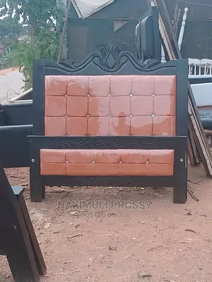 4x6 Nice Brown Leather Bed for Sale