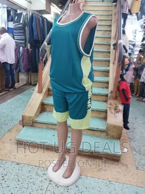 2pcs of Mens and Women’S Causal Wear - Green