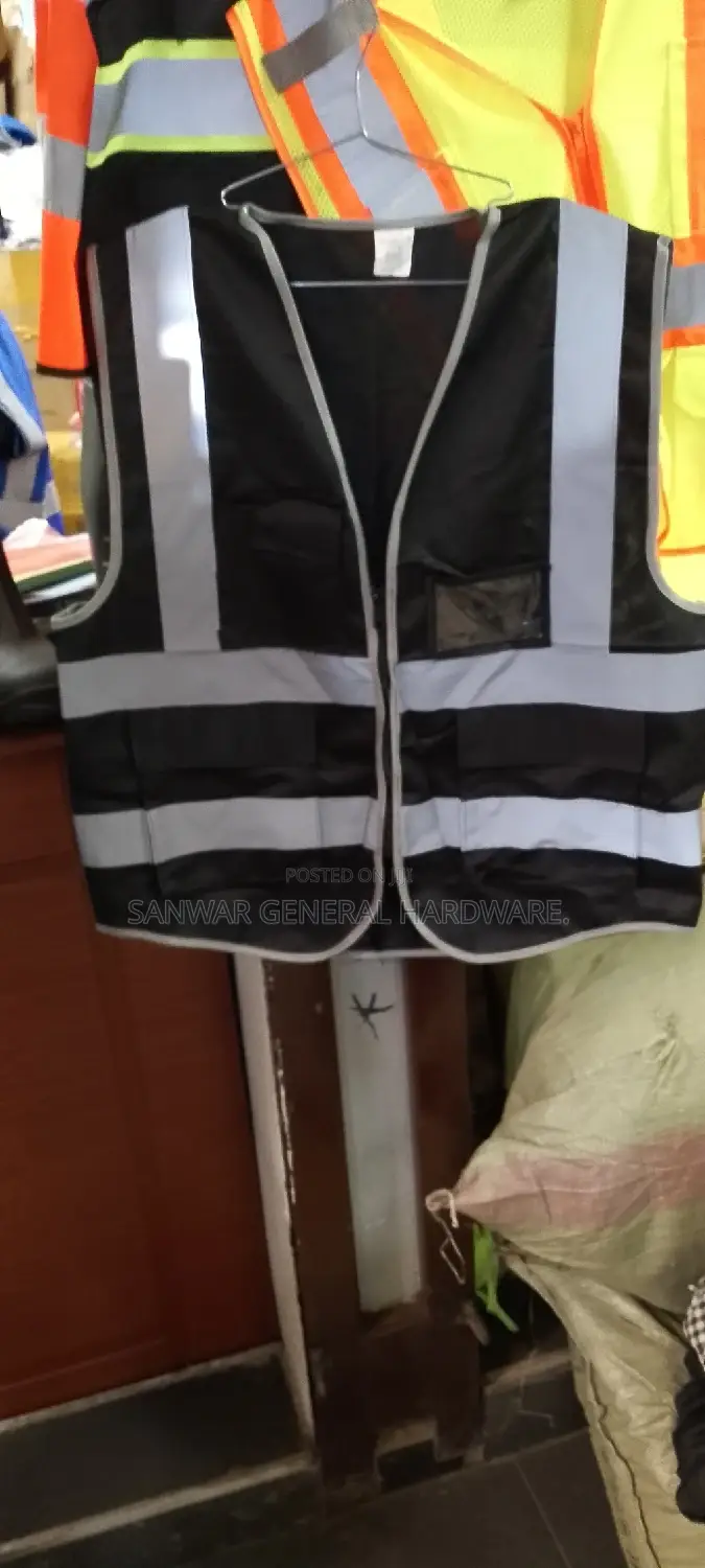 Black,Zip & Pockets Reflector Jackets