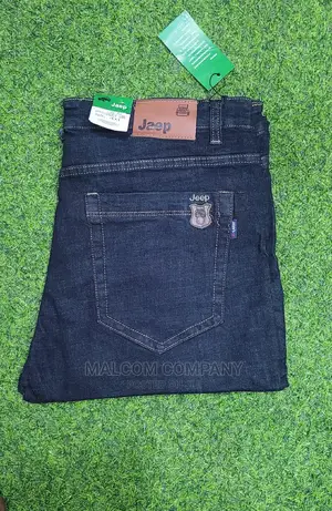 Men Plain Black Jeans.