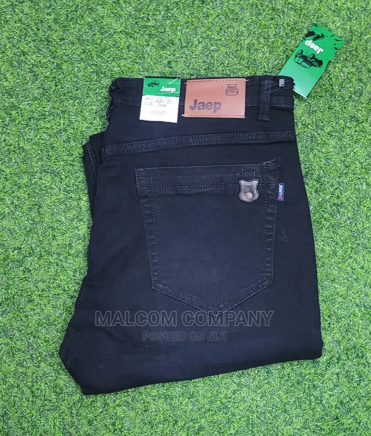 Men Plain Black Jeans Extra