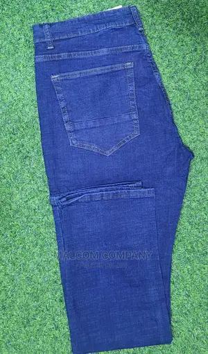 Classic Men Plain Blue Jeans