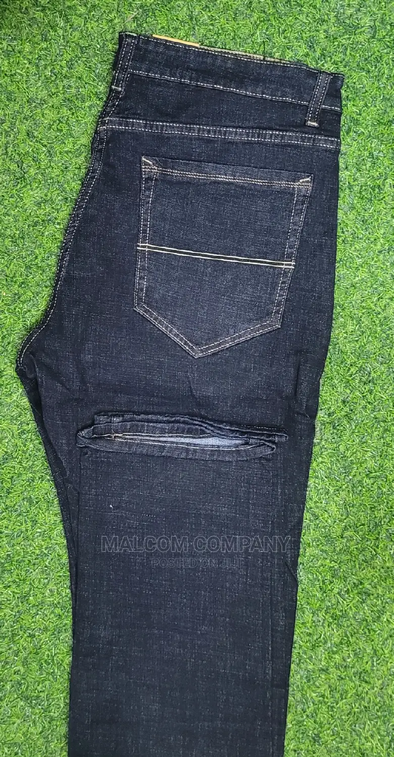 Male Jeans Plain
