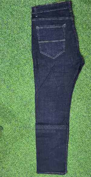 Male Jeans Plain