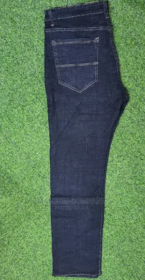 Clean Men Plain Jeans