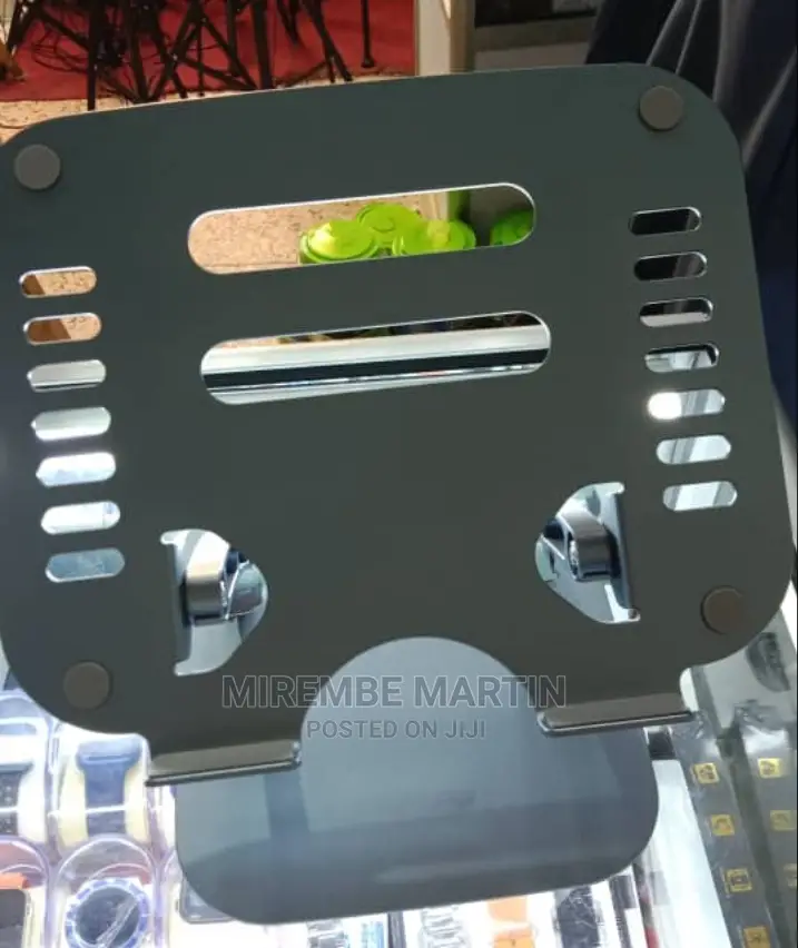 Foldable Computer Stand