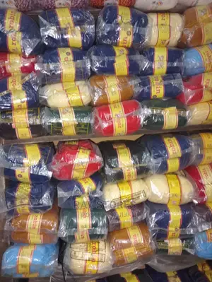Robin Knitting Yarn