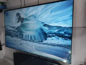 Superslim 70" Led LG TV Flat Screen Smart Uhd