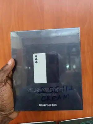New Samsung Galaxy Z Fold 5 256 GB Gold