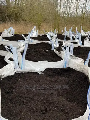 Organic Pure Black Soil (Manures)