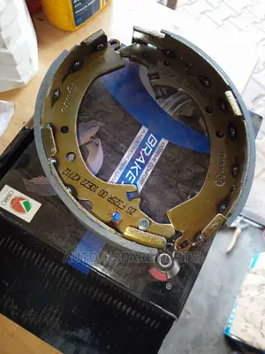 Brake Shoes RAV4 ACA21, Townace, Noah, Ipsum
