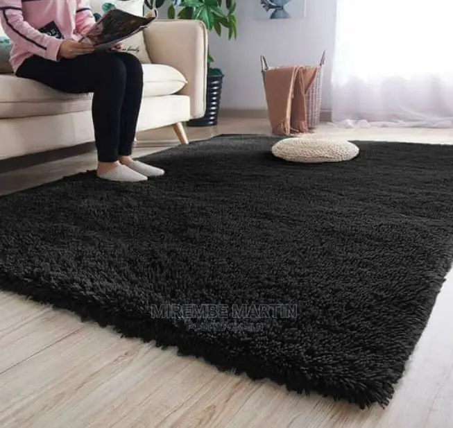 Black Center Carpet