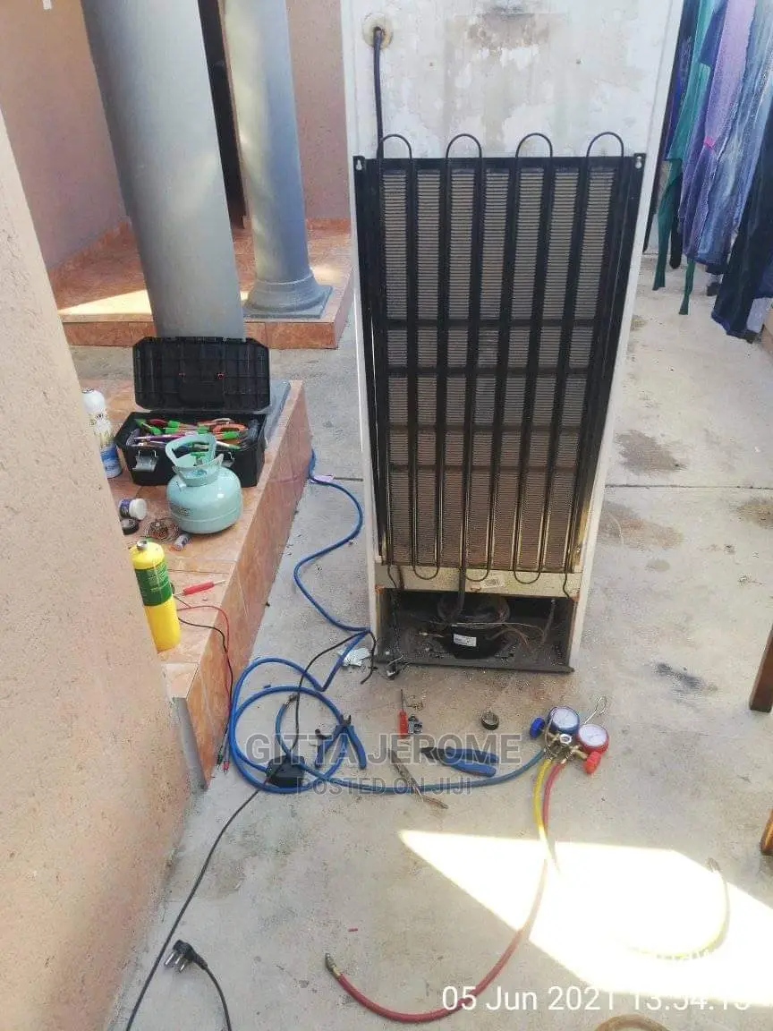 Fridge Repair Services to Your Home or Work Place
