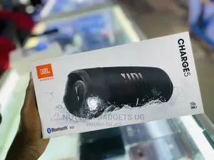 JBL Charge 5