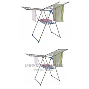 Good Clothes Dry Stand