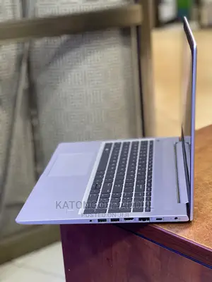 New Laptop HP ProBook 450 G6 8GB Intel Core I5 SSD 256GB