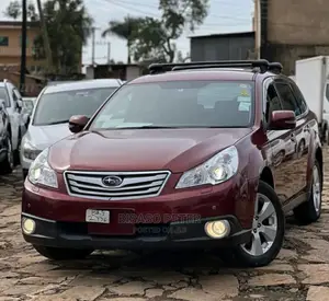 Subaru Outback 2.5i Premium 2011 Beige