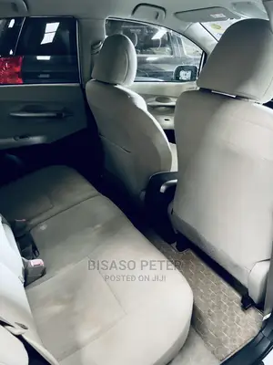 Toyota Auris 2011 White