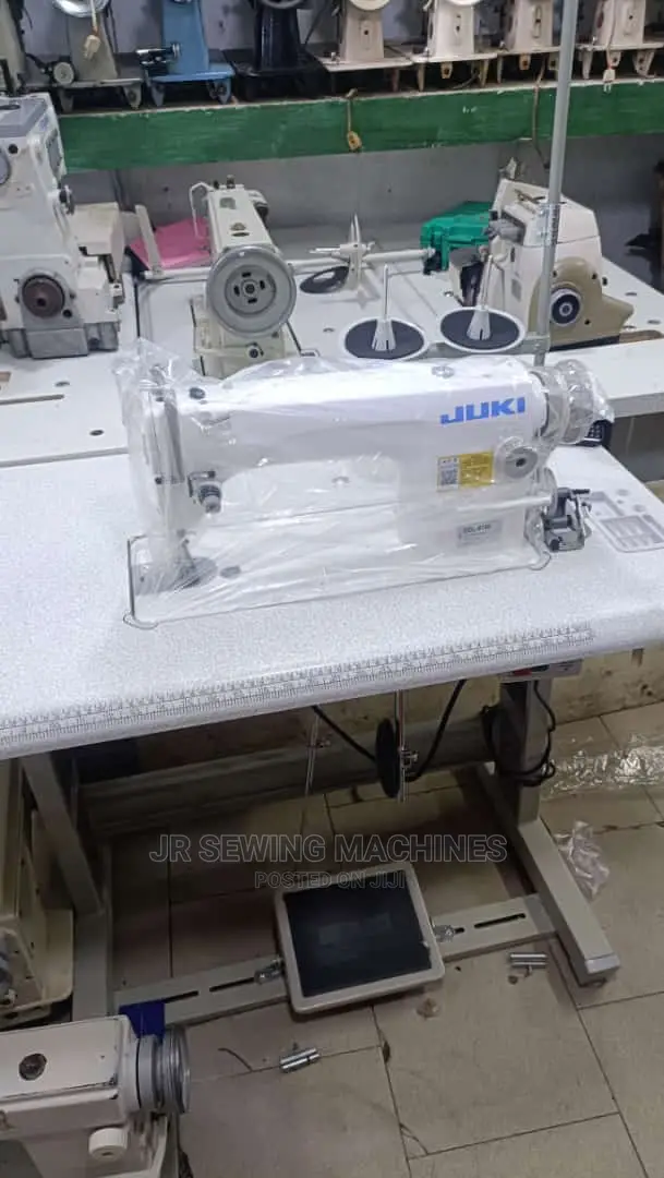 Juki Industrial Sewing Machine