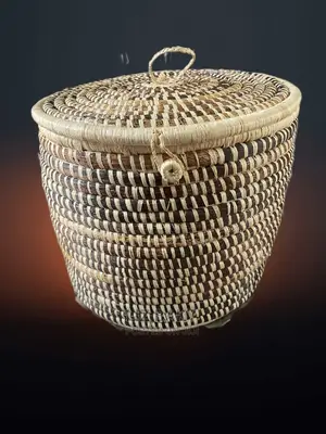 Traditional Basket.Multi Purpose Use E.G Gifts,Kitchen Etc