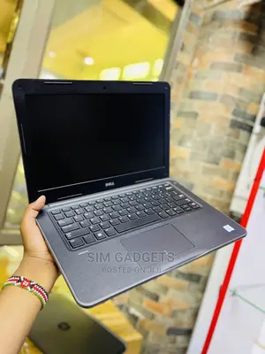 Laptop Dell Latitude 3390 4GB Intel Core I3 HDD 500GB